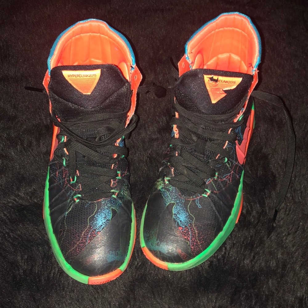 Nike HyperDunk 2015